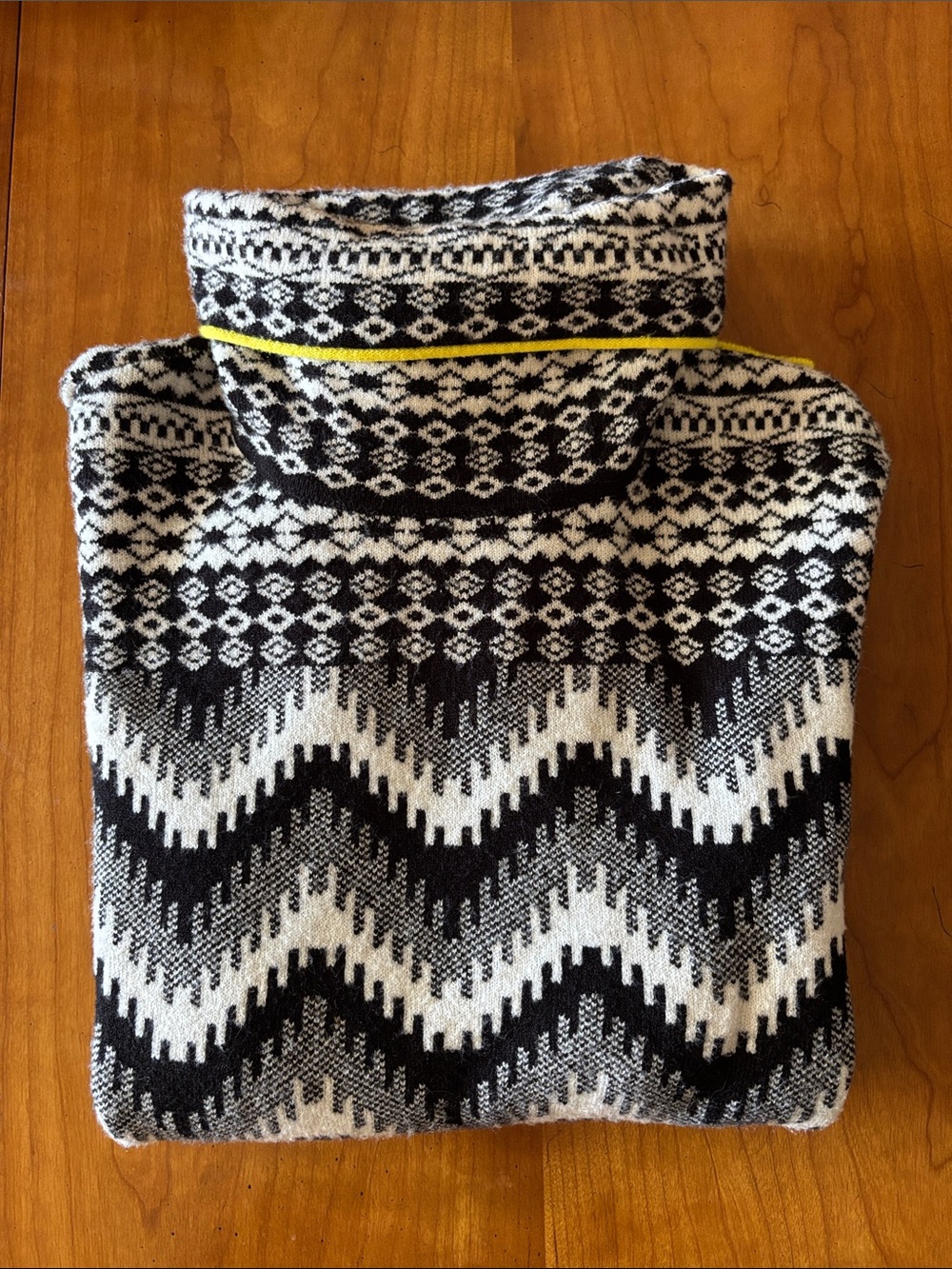 Maeve Anthropologie Ski Slope Turtleneck Sweater Size X-Large Black White Yellow